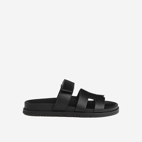 HERMES CHYPRE BLACK SANDALS