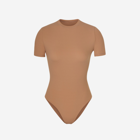 SKIMS FITS EVERYBODY T-SHIRT BODYSUIT SIENNA