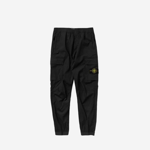 STONE ISLAND LOGO PATCH CARGO PANTS BLACK