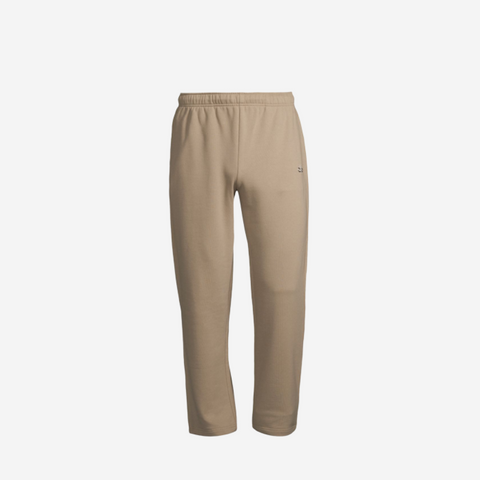 ALO YOGA ACCOLADE STRAIGHT LEG SWEATPANT GRAVEL