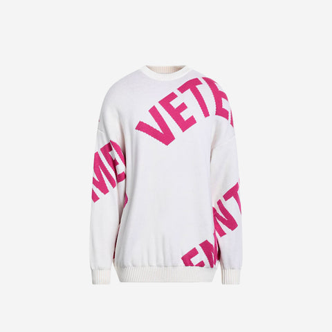 VETEMENTS ALL OVER LOGO SWEATER