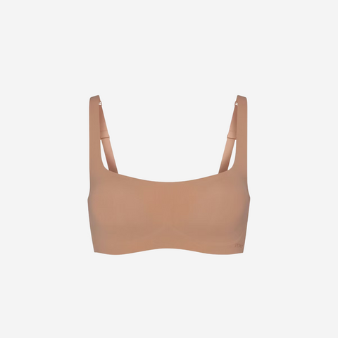 SKIMS NAKED SCOOP BRALETTE SIENNA
