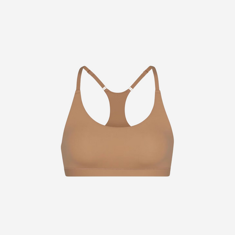 SKIMS FITS EVERYBODY RACERBACK SCOOP BRALETTE SIENNA