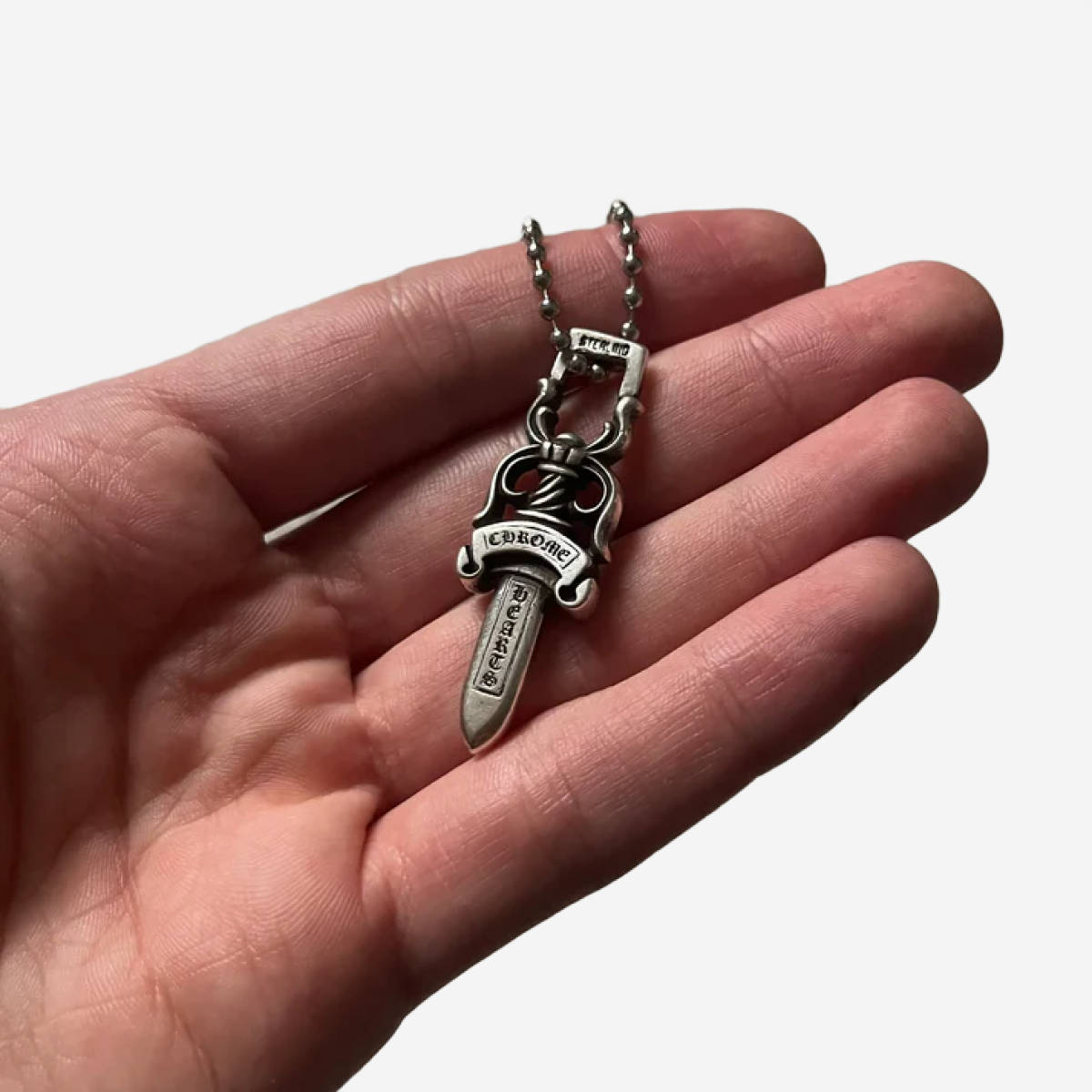 アクセサリー Chrome Hearts #10 DAGGER CHROME HEARTS LARGE DAGGER #10 PENDANT WITH BALL CHAIN – Storage Store